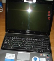 Продаю нерабочий ноутбук  Asus M51T на запчасти.